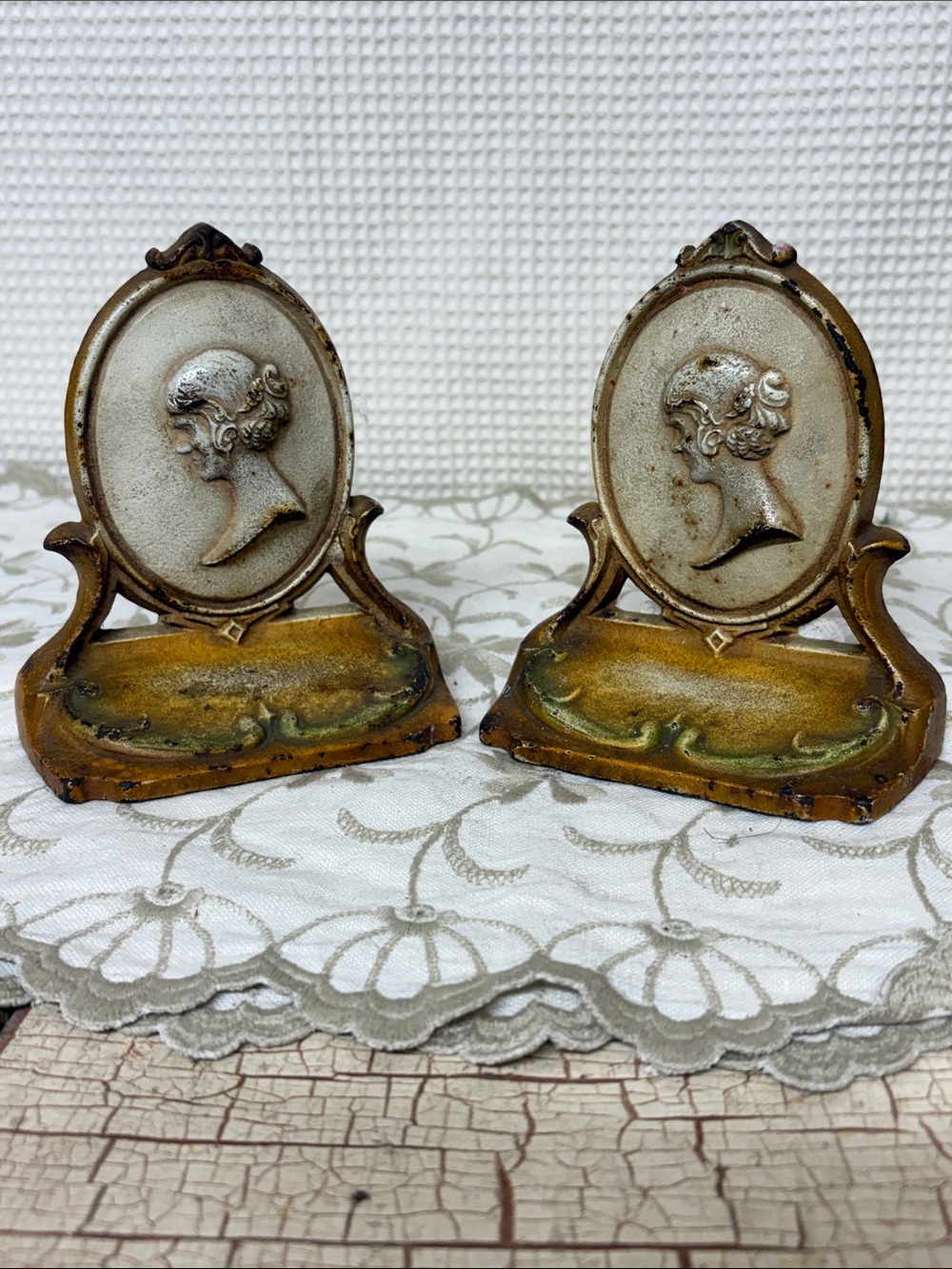 Cast iron book ends
